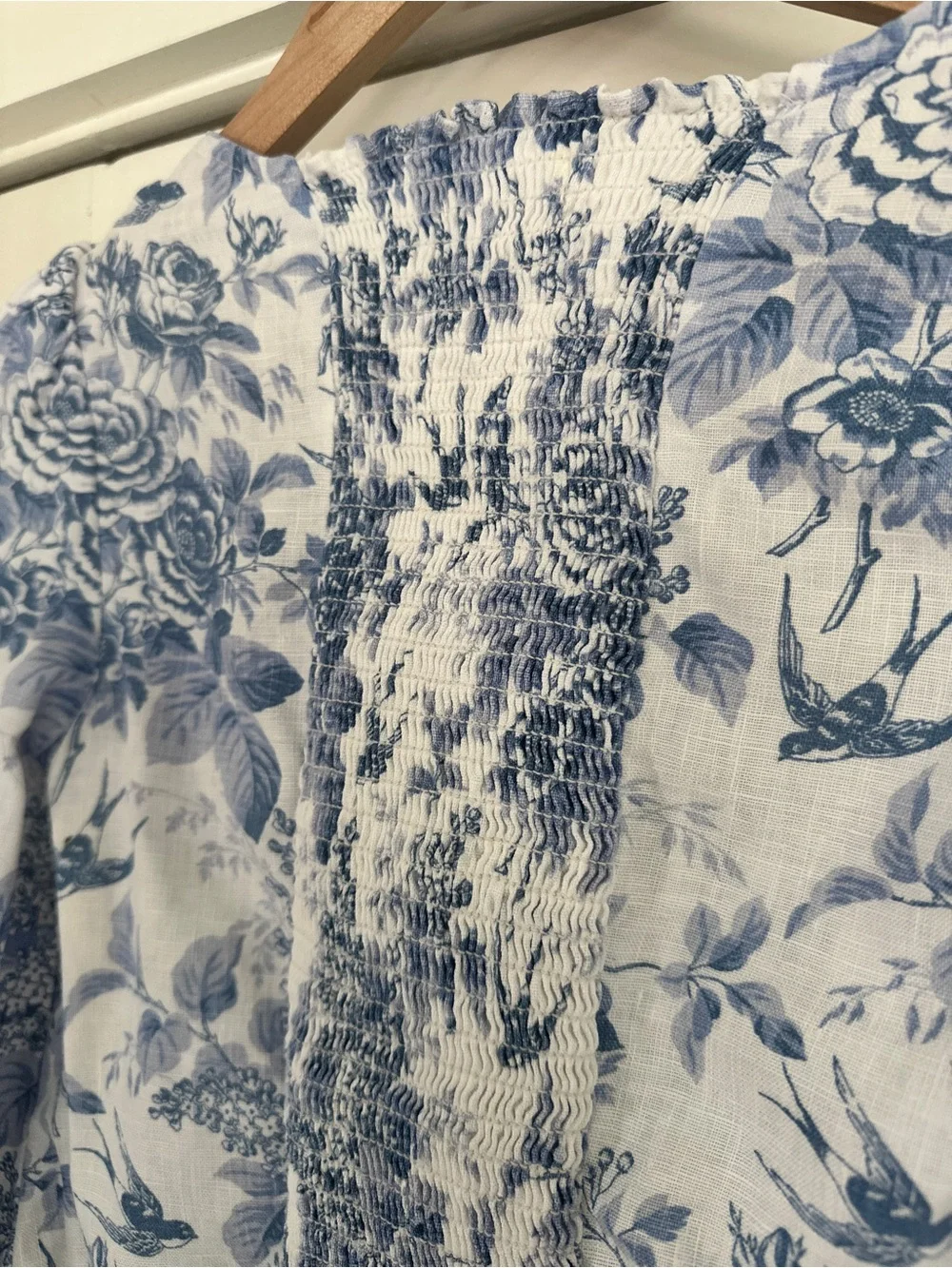 Reformation White and Blue Floral Square-Neck Puff-Sleeve Blouse